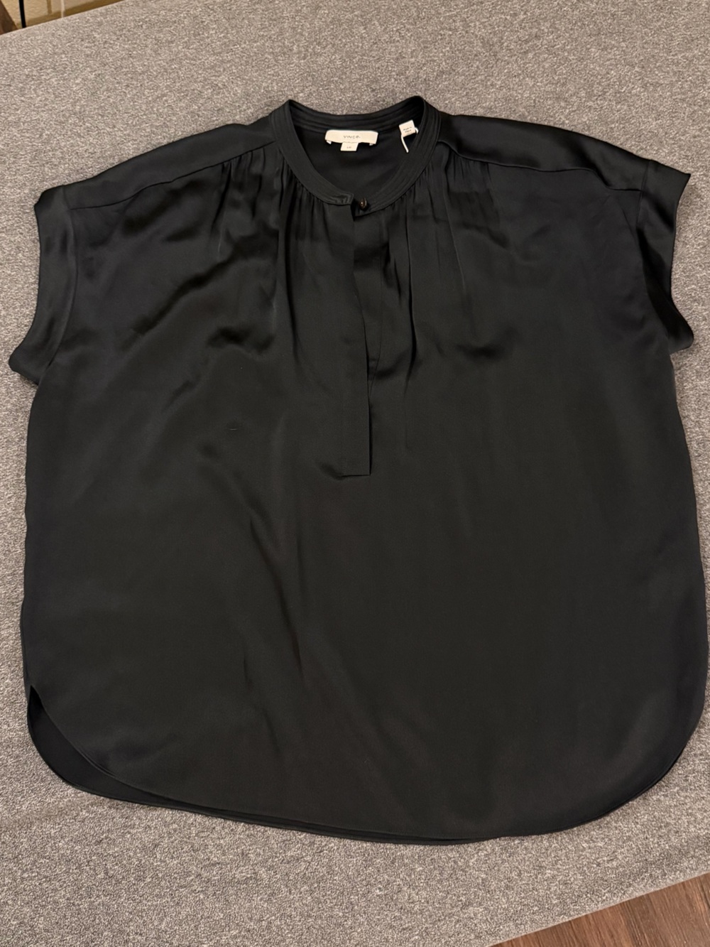 Vince Black Silk Cap-Sleeve Blouse